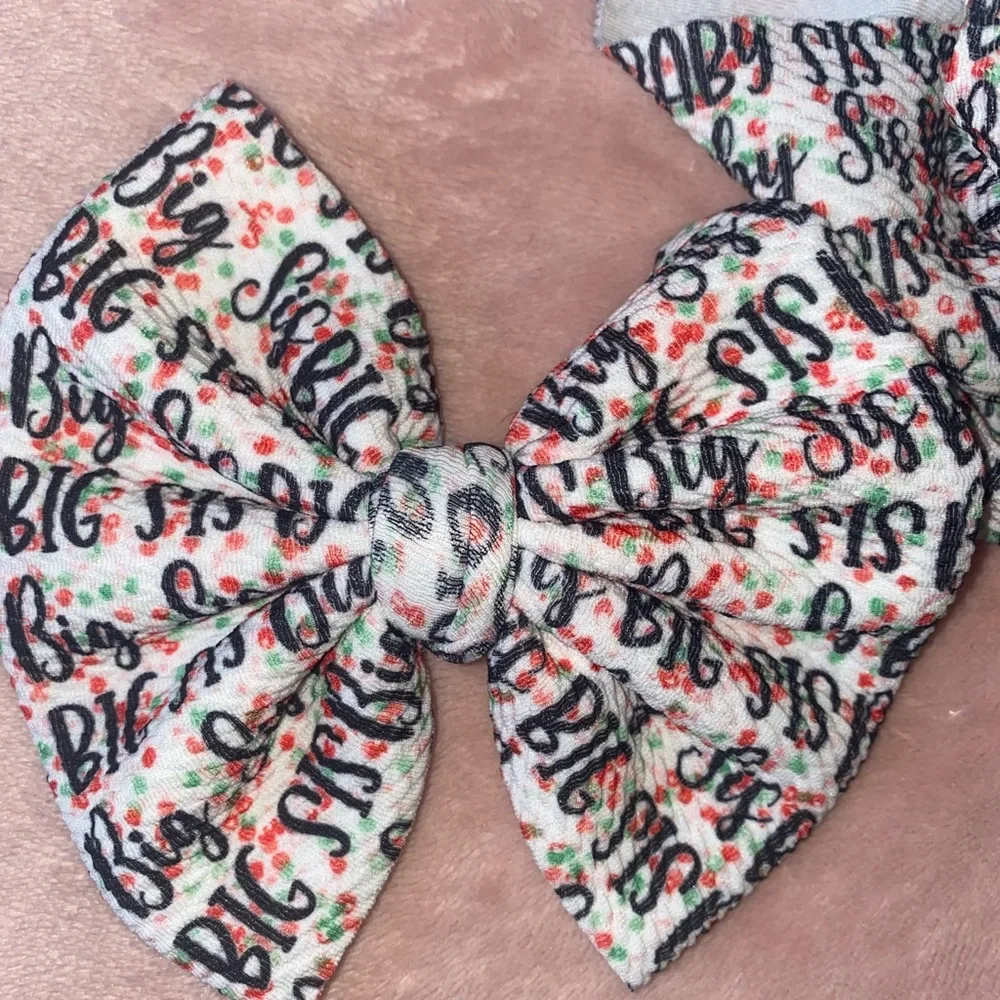 Sibling Christmas Bow Set - Picture 3 of 4